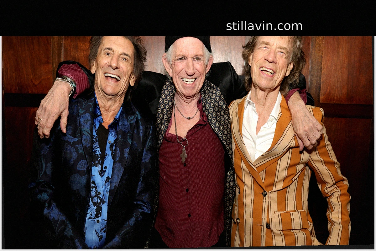 The Rolling Stones Представили Новую Музыку с Конаном О'Брайеном на Эксклюзивном Мероприятии в Бруклине