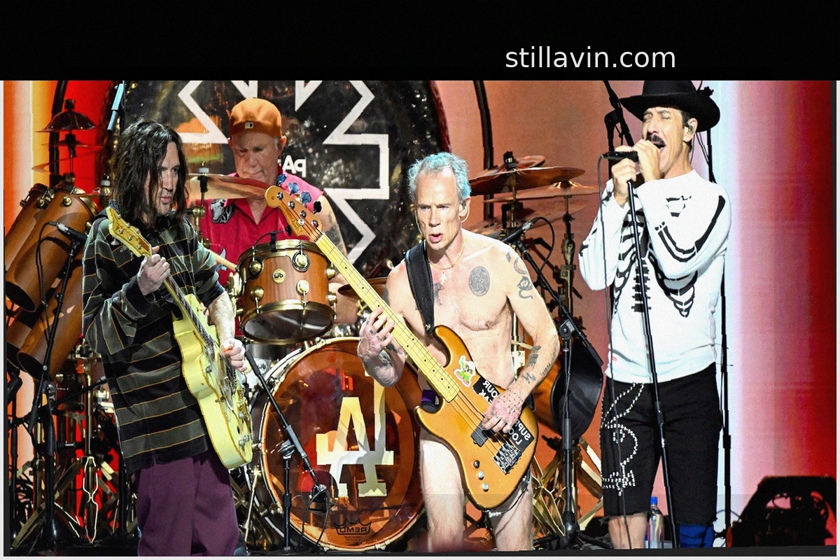 Каталог Red Hot Chili Peppers оценен более чем в 300 миллионов долларов в рамках крупного приобретения WMG